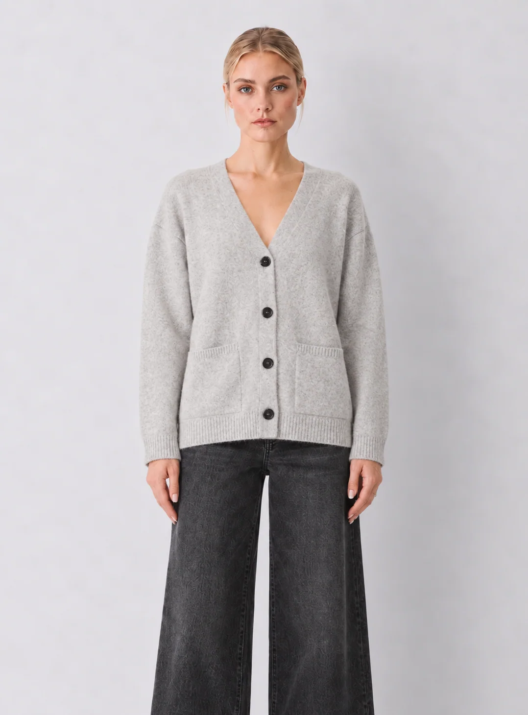 Z Supply Cozy Moment V-Neck Pocket Cardigan - kaelova
