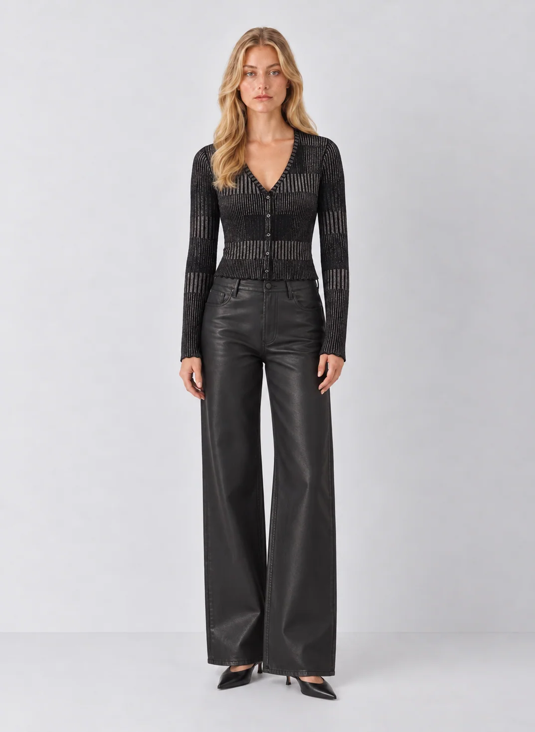 Fitted Metallic Ribbed V-Neck Cardigan - Dear John Patria - kaelova