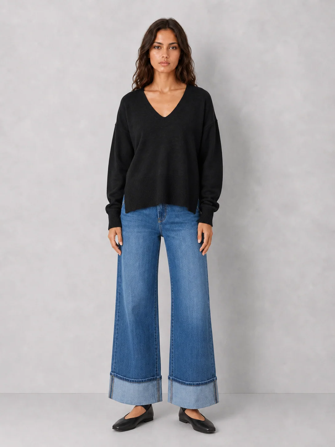 Relaxed Black V-Neck Drop-Shoulder Sweater with Side Slits - kaelova