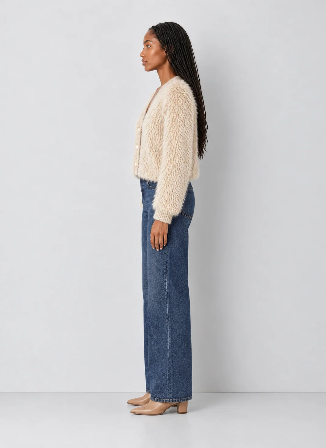 Cropped V-Neck Faux Fur Cardigan in Soft Relaxed Fit - kaelova