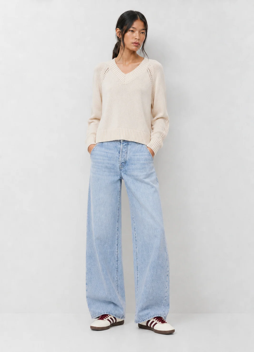 Z Supply Stratton Lightweight Cotton V-Neck Knit Sweater - kaelova